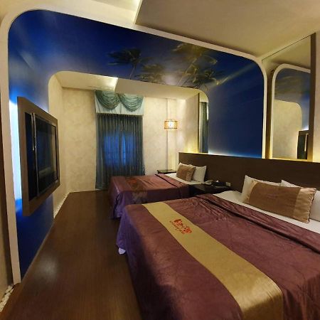 Sun Garden Motel Kaohsiung Exteriör bild