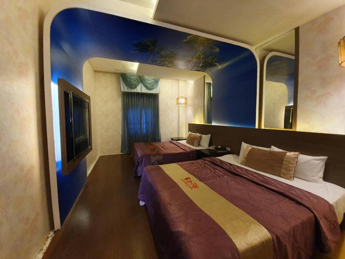 Sun Garden Motel Kaohsiung Exteriör bild